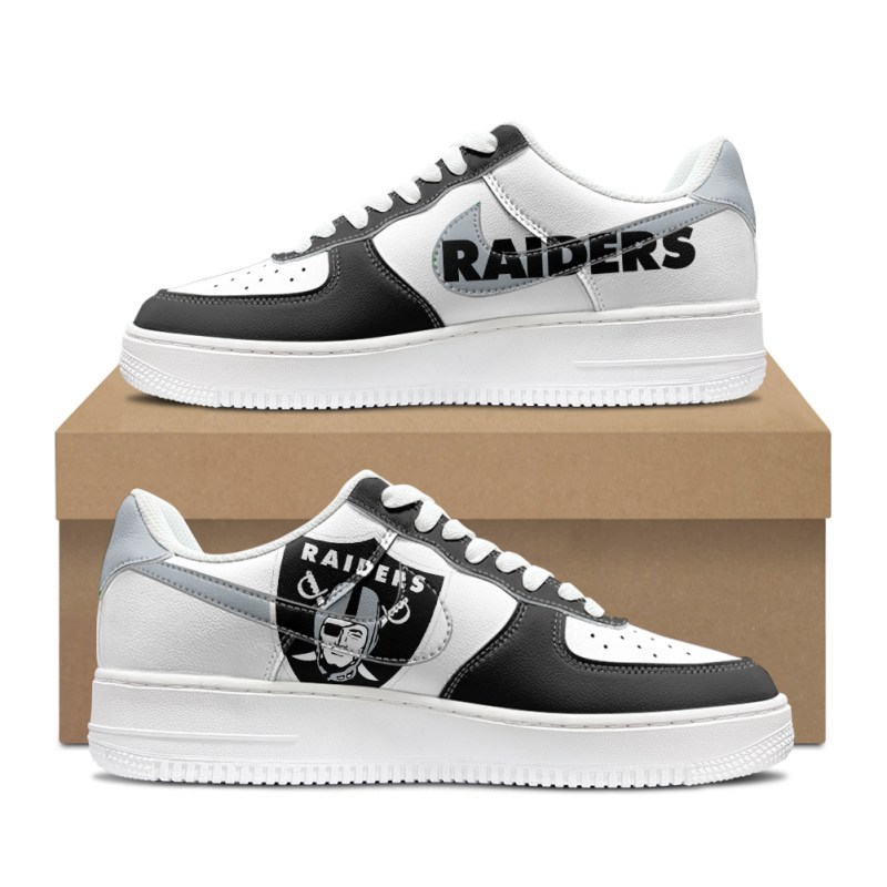 Custom Las Vegas Raiders Air Force 1s.jpg
