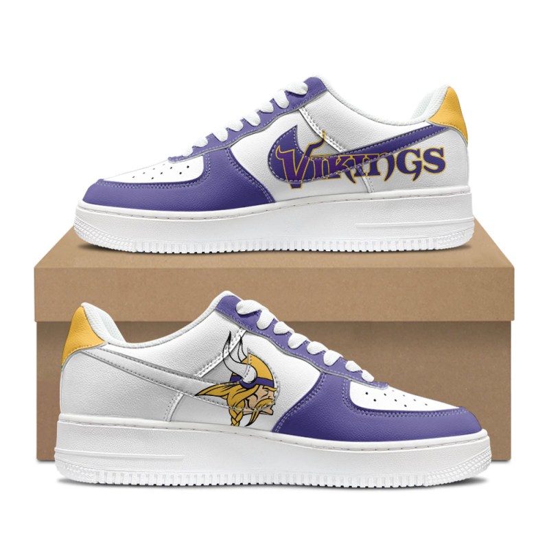 Custom Minnesota Vikings Air Force 1s.jpg